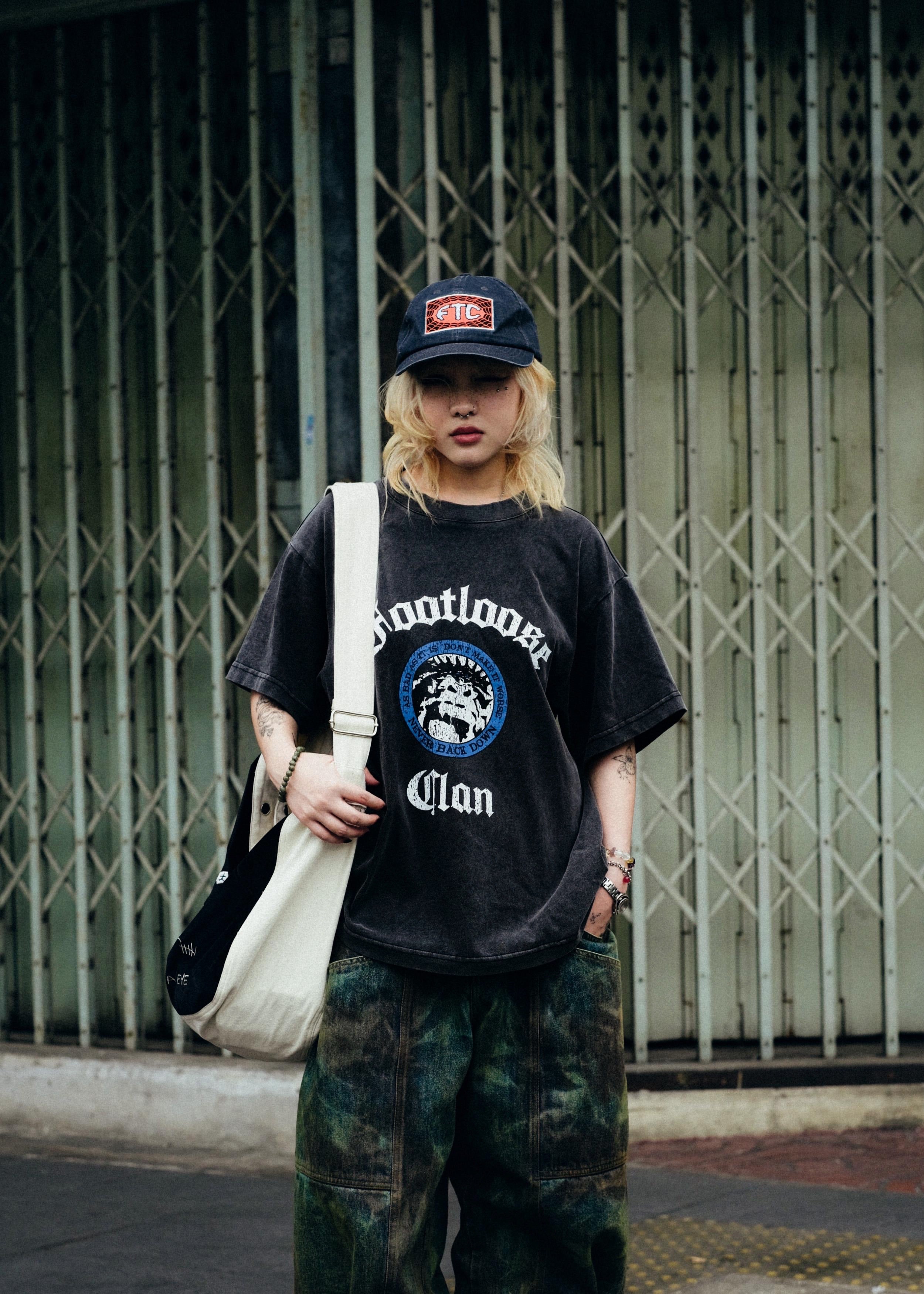 FOOTLOOSE CLAN WASHED T-SHIRT
WASHED BLACK