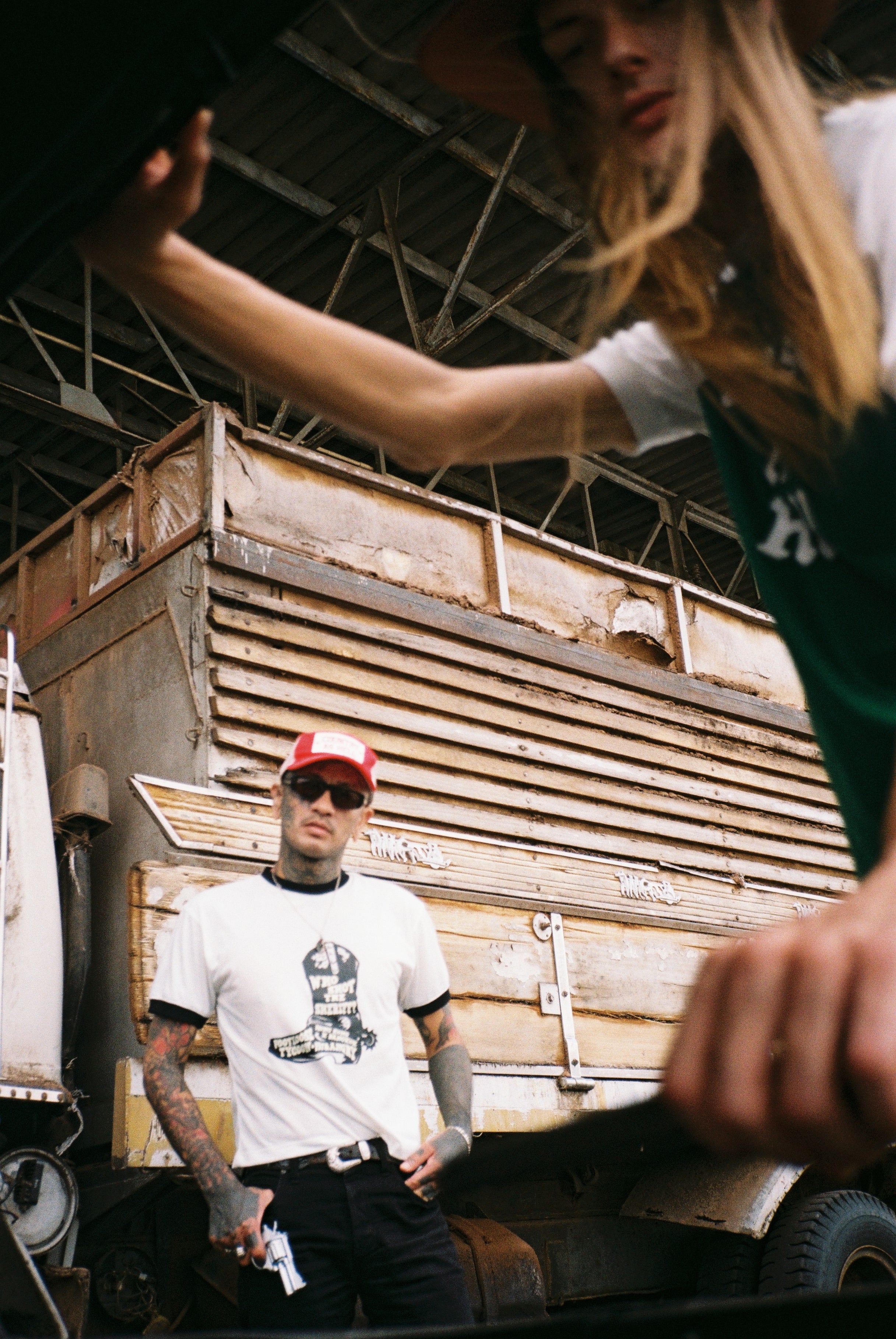 FATS AND ANGRY X FOOTLOOSE TYCOON Boots Logo Ringer Tee