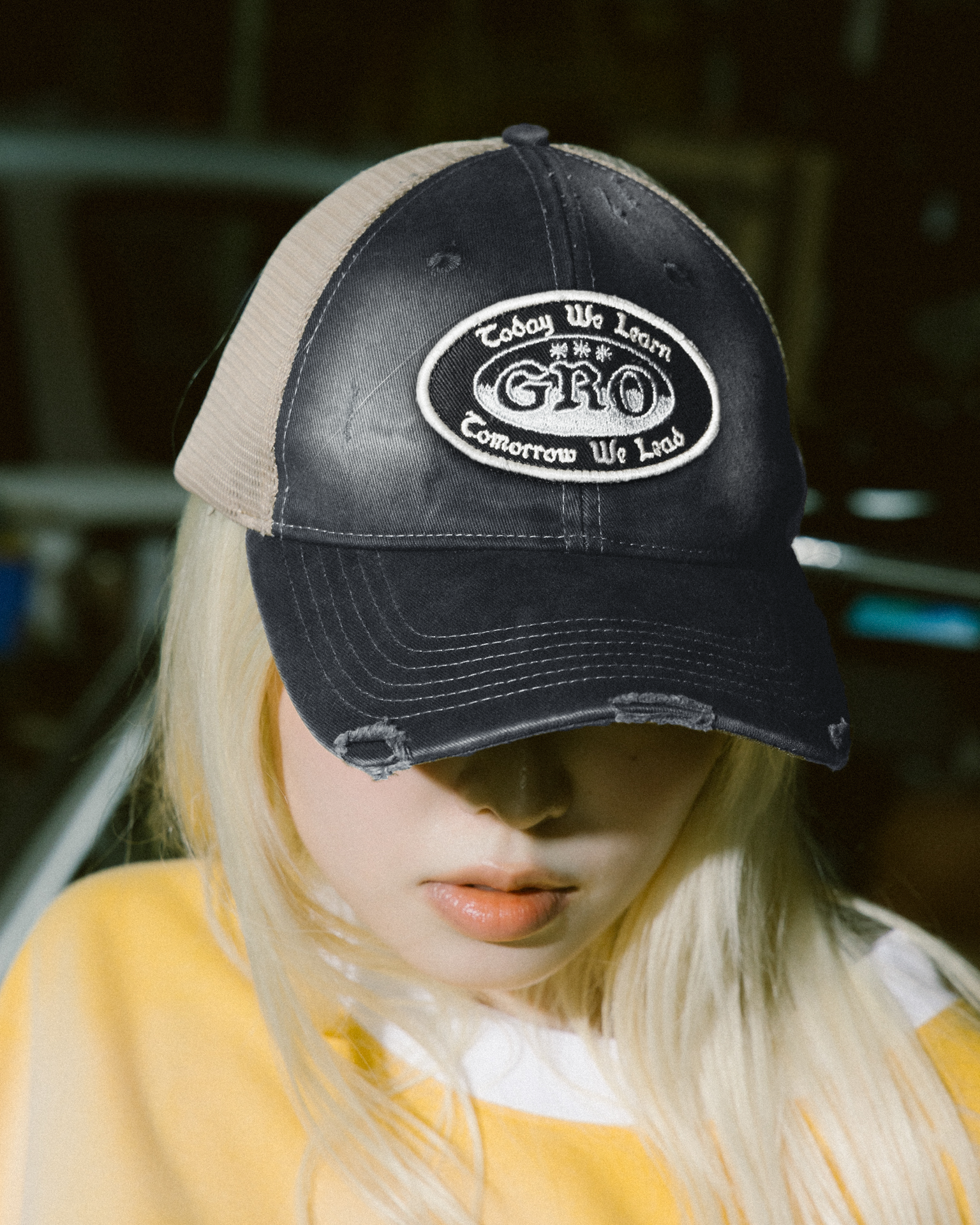 （Preorder）GROCERY X FOOTLOOSE TYCOON DISTRESSED TRUCKER CAP/ WASHED BLACK